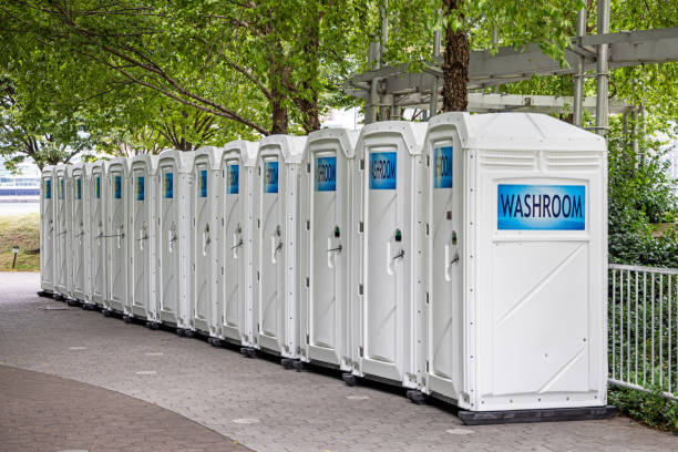 Best Portable toilet rental cost  in Detroit, MI